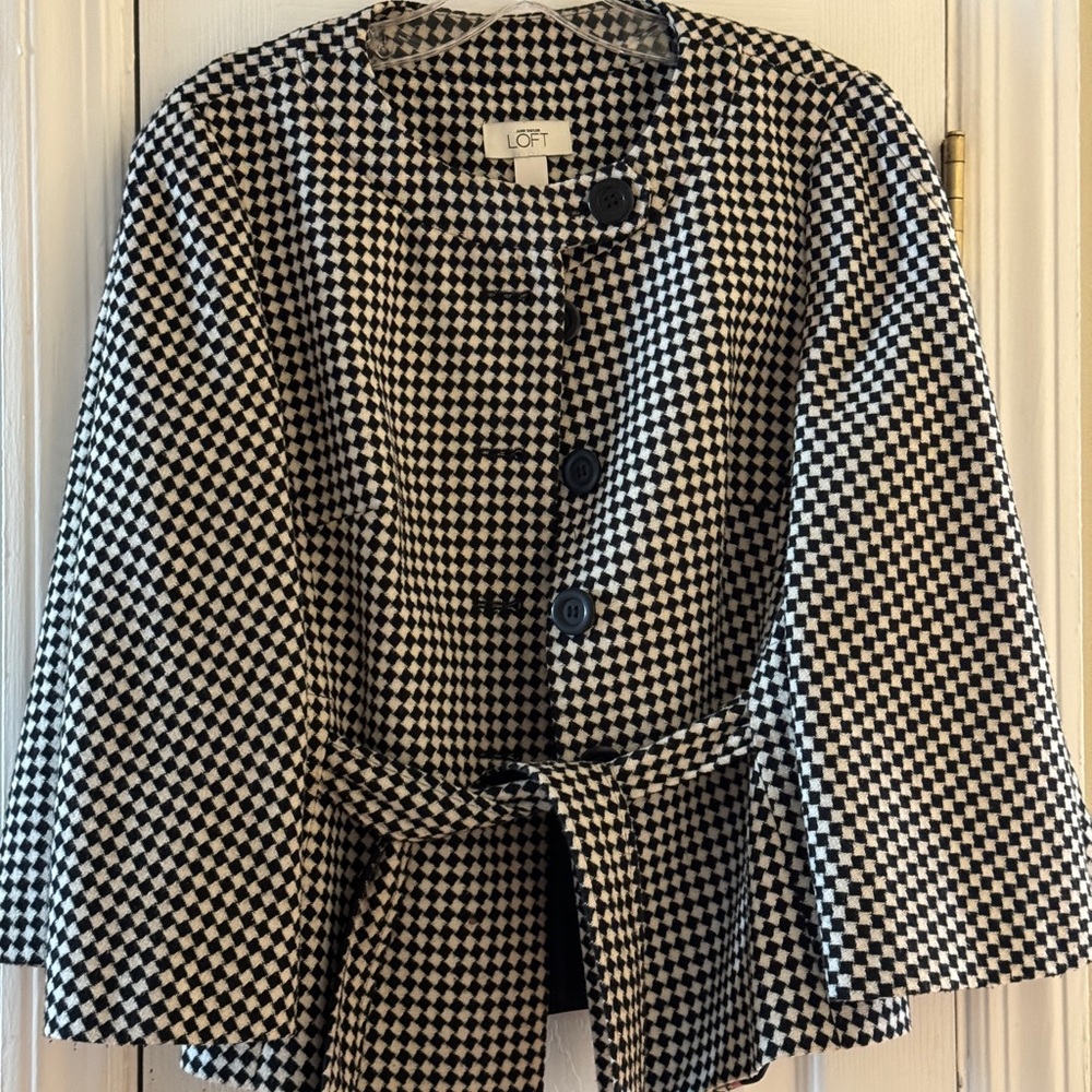 Ann Taylor Loft jacket size 6